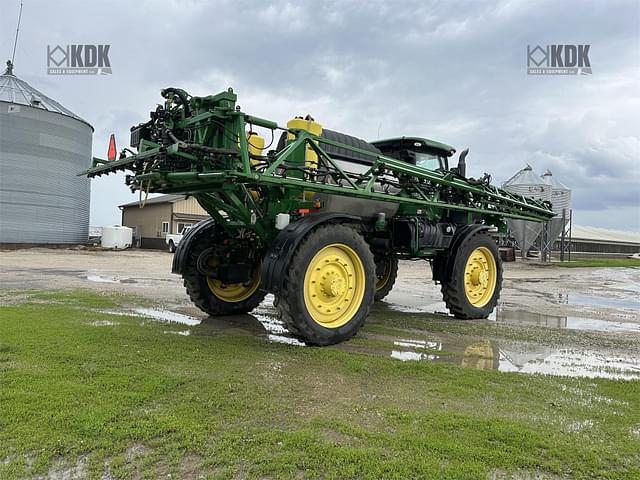 Image of John Deere R4045 equipment image 4