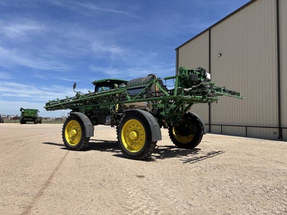 Image of John Deere R4045 equipment image 2