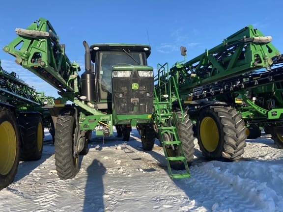 Main image John Deere R4045