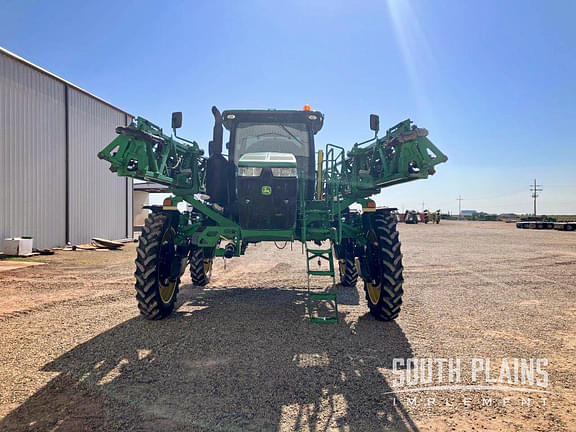 Image of John Deere R4045 equipment image 2