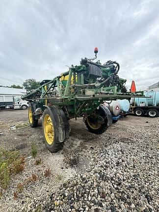 Image of John Deere R4045 equipment image 4