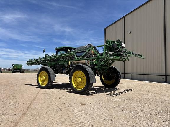 Image of John Deere R4045 equipment image 2