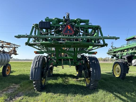 Image of John Deere R4045 equipment image 3