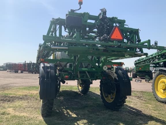 Image of John Deere R4045 equipment image 3