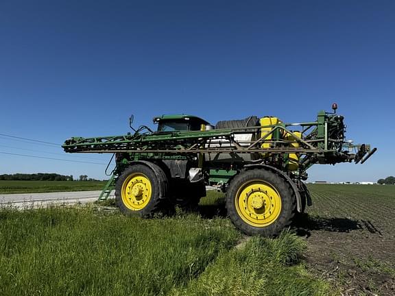 Image of John Deere R4045 equipment image 1