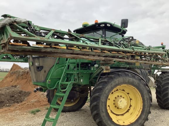 Image of John Deere R4045 equipment image 1