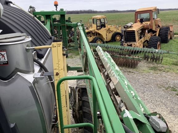 Image of John Deere R4045 equipment image 3