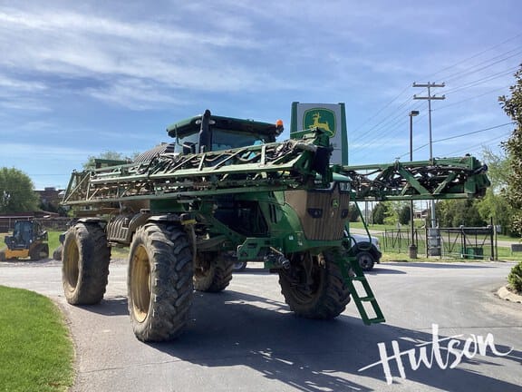 2016 John Deere R4045 Equipment Image0