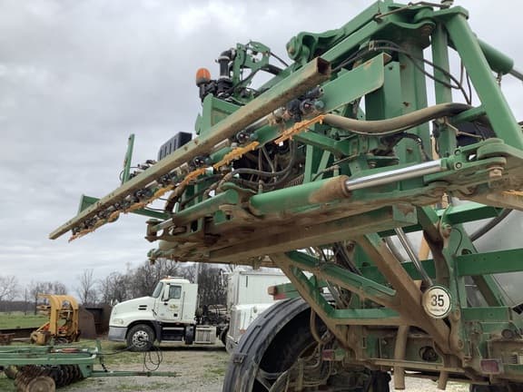 Image of John Deere R4045 equipment image 4