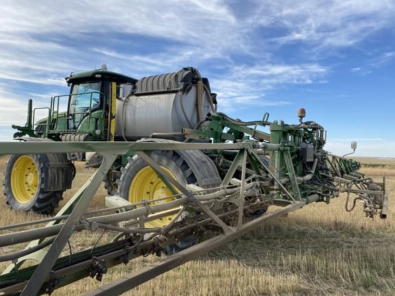 Image of John Deere R4045 equipment image 2