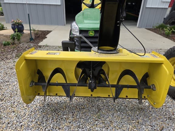 Image of John Deere S240 equipment image 2
