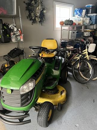 Image of John Deere S240 Primary image