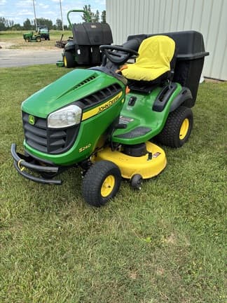 Image of John Deere S240 equipment image 2
