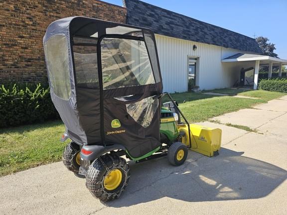 Image of John Deere S240 equipment image 4