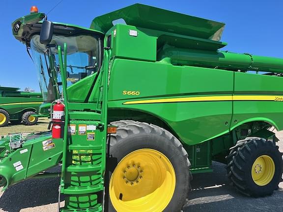 Image of John Deere S660 equipment image 3