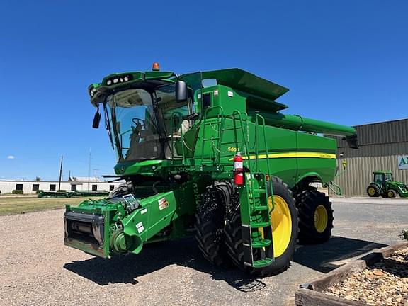 Image of John Deere S660 equipment image 2