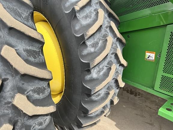 Main image John Deere S660 23