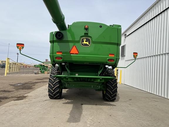 Main image John Deere S660 6