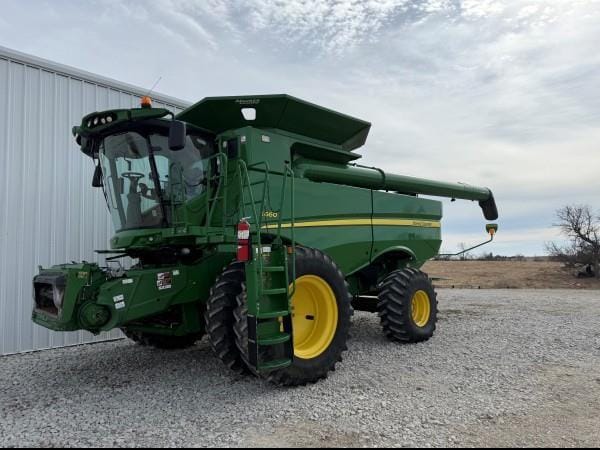 2016 John Deere S660 Equipment Image0