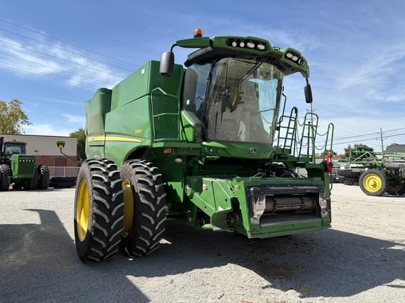 Image of John Deere S660 equipment image 1
