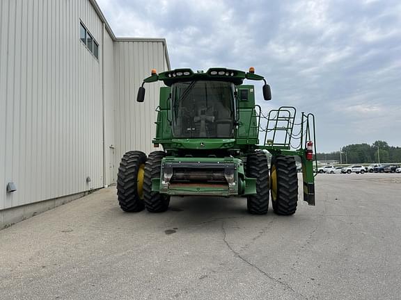 Image of John Deere S660 equipment image 2