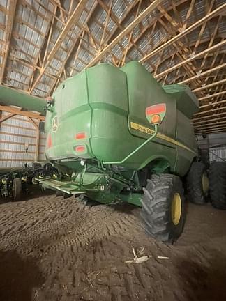 Image of John Deere S660 equipment image 3