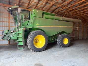 Main image John Deere S670