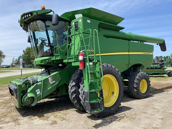 Image of John Deere S670 Primary image