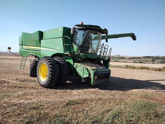 Image of John Deere S670 Primary image