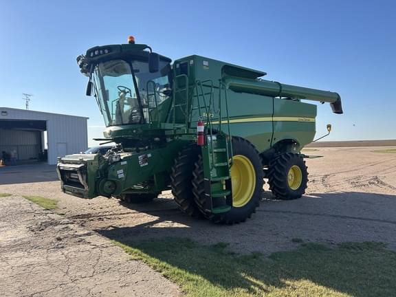 Image of John Deere S670 Primary image
