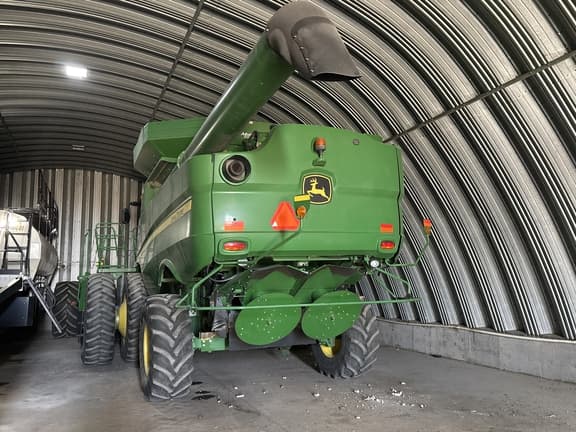 Image of John Deere S670 Primary image
