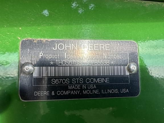 Image of John Deere S670 equipment image 4