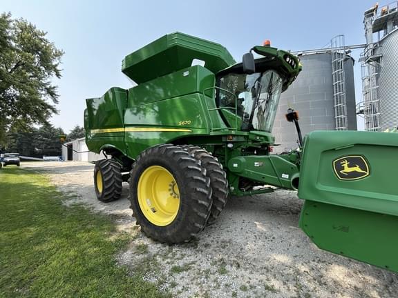 Image of John Deere S670 Primary image