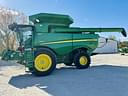 2016 John Deere S670 Image