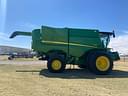 2016 John Deere S670 Image