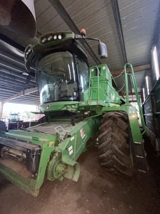 Image of John Deere S670 Primary image