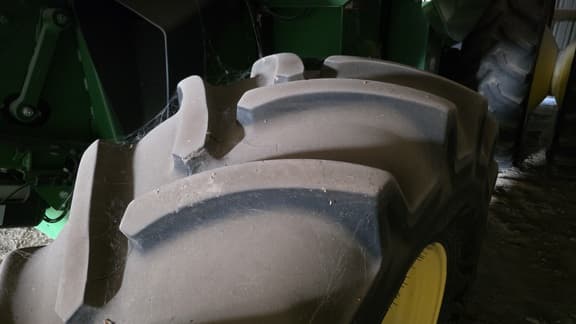 Image of John Deere S670 equipment image 3