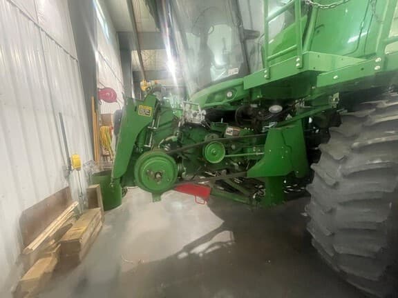 Image of John Deere S670 equipment image 3