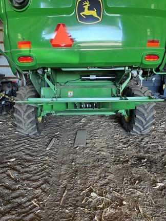 Image of John Deere S670 equipment image 3