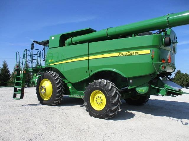 Image of John Deere S670 equipment image 4