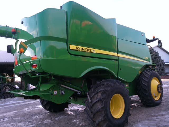 Image of John Deere S670 equipment image 4