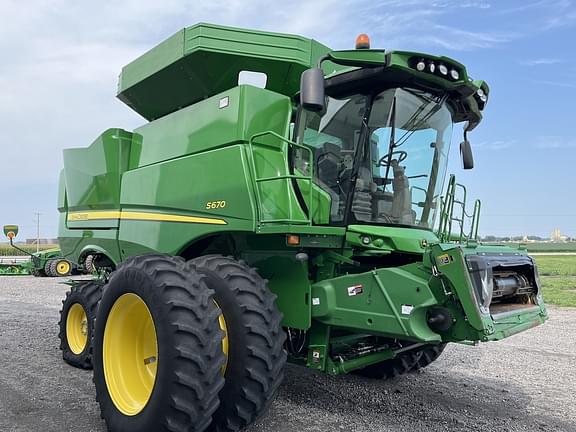 Image of John Deere S670 Primary image