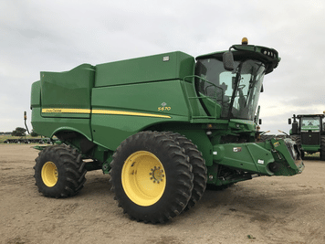 Main image John Deere S670