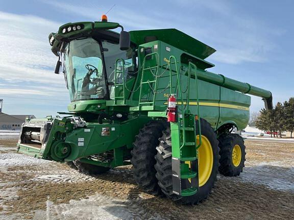 Image of John Deere S670 Primary image