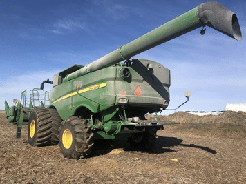 Main image John Deere S670