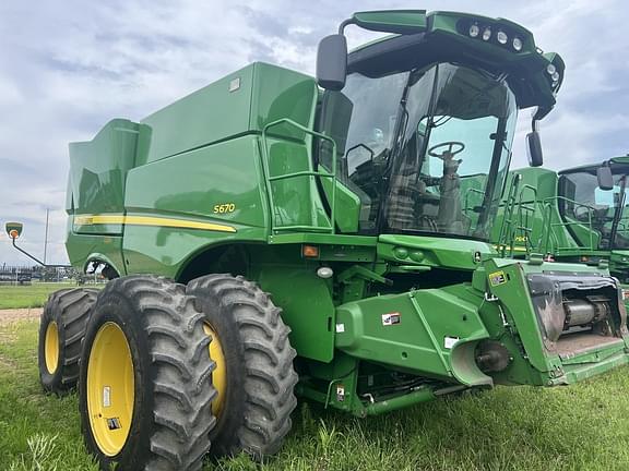 Image of John Deere S670 Primary image
