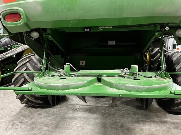 Image of John Deere S680 equipment image 3