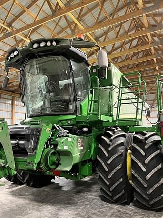 Image of John Deere S680 equipment image 1