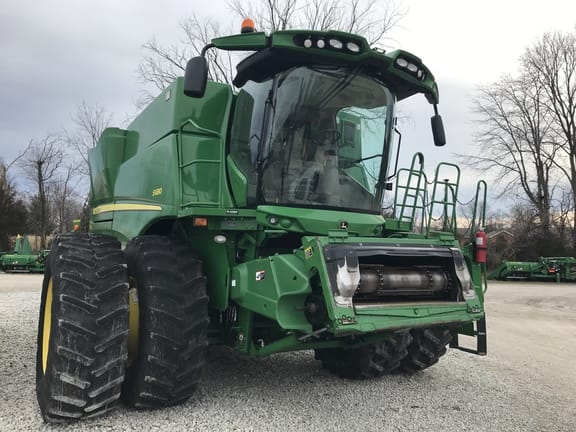 Main image John Deere S680