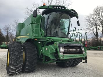 Main image John Deere S680